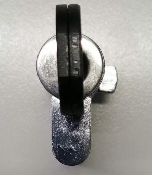 Profile half cylinder lock with EK333 key