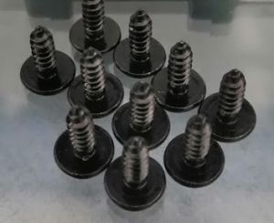 100 self-tapping screws 4.2x9.5 mm black