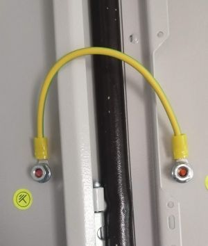 Metal control cabinet 300x200x150 mm (HWD) IP66 1 viewing door