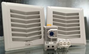 Schaltschrank Lüfter 30m³ /h 230V 14W IP54 Filterlüfter incl. Austrittsfilter und Thermostat