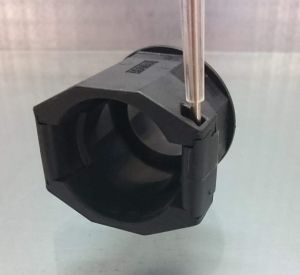 90° M25 threaded fitting to NW23 metric corrugated pipe elbow