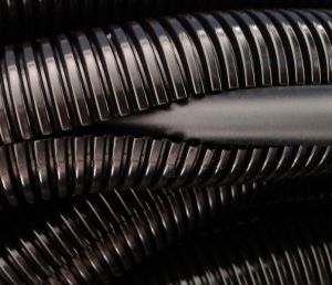 NW29 Wellrohr PA6 flex Kabelschutz schwarz - geschlitzt