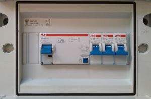 Wandverteiler 6x230V + 3xLS 1B16 + FI40 anschlussfertig verdrahtet