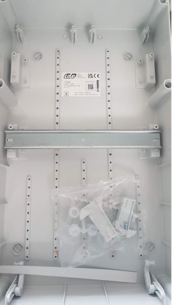 IP67 Wall Distributor Empty 1x13TE HS