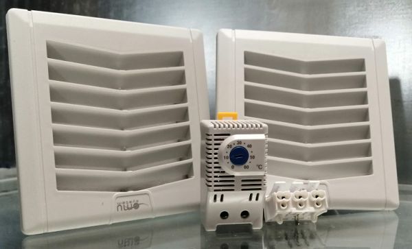 Thermostat for control cabinet filter fan 0-60°C