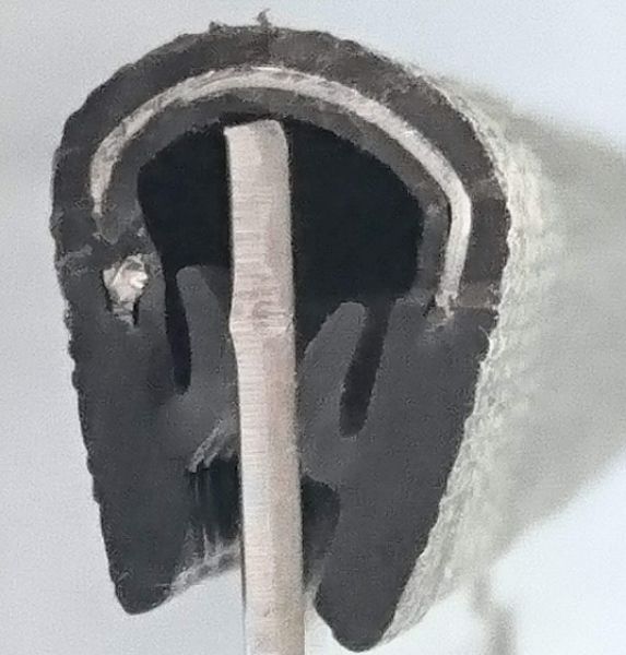 Kantenschutzprofil schwarz KB1-4,5mm stahlverstärkt