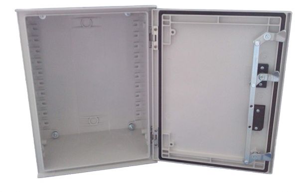 Plastic control cabinet 400x400x200mm (HBT) with swivel lever