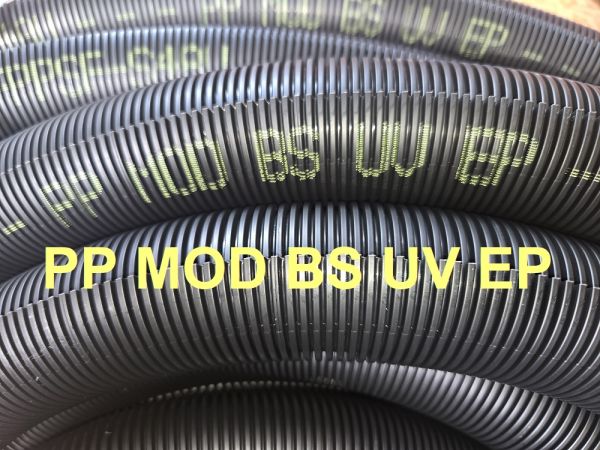 5m Wellrohr geschlitzt UV beständig Solar PV Dach Balkon Schutzschlauch Leerrohr