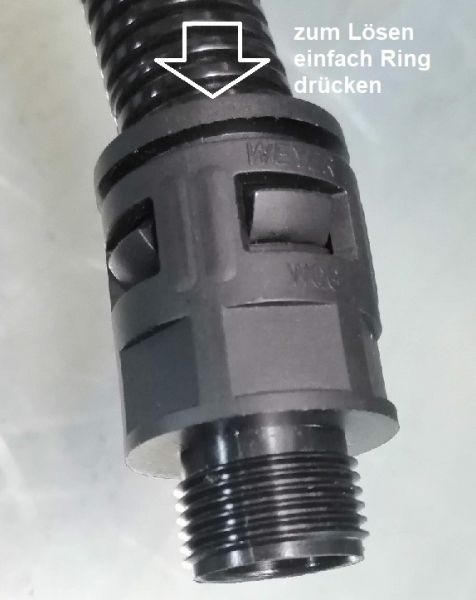 Corrugated tube M32 to NW23 quick-release screw connection metric straight