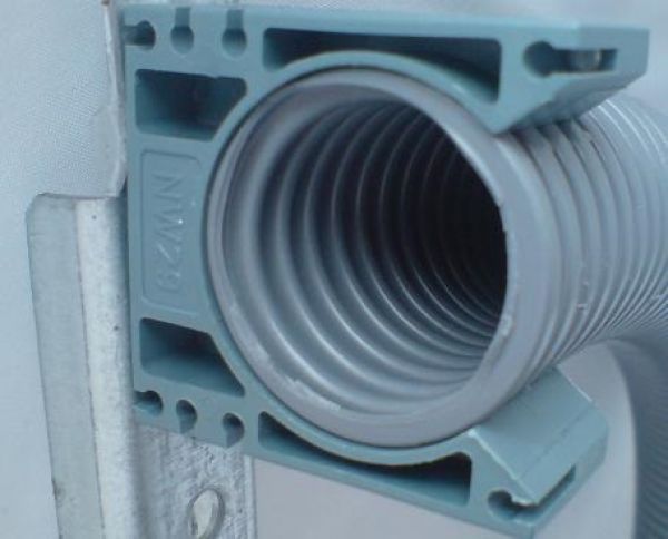 10 Wellrohrbefestigungen - Wellrohrhalter anreihbar mit Deckel für NW50 - G R A U